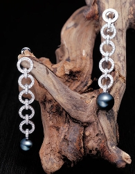 Jewelry21.jpg
