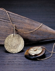 Jewelry23.jpg