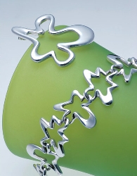 Jewelry24.jpg